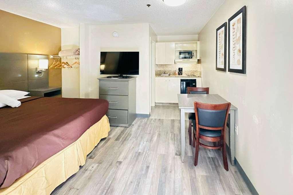 Suburban Studios Abercorn Savannah Bilik gambar
